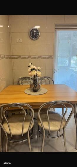 Apartament cu 2 camere decomandat în Sud