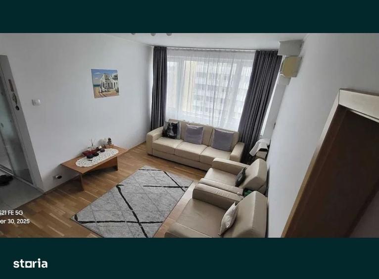 Apartament cu 3 camere semidecomandat în Iancului