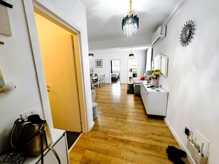 Apartament cu 3 camere decomandat, mobilat în Nord