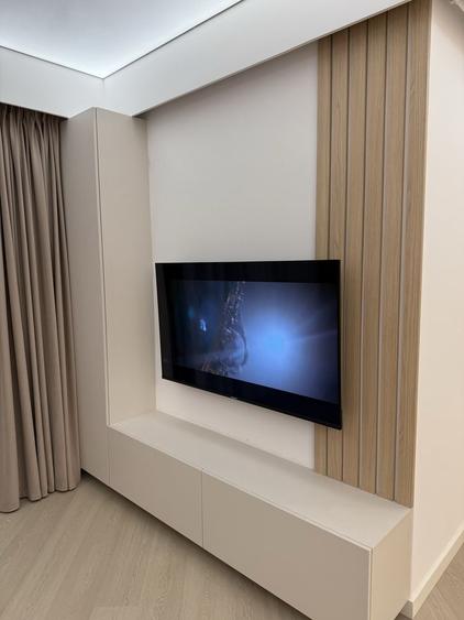 Apartament cu 3 camere semidecomandat în Central