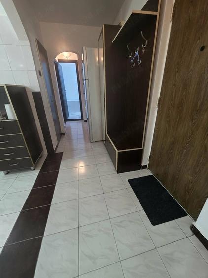 Apartament cu 2 camere decomandat în Vitan