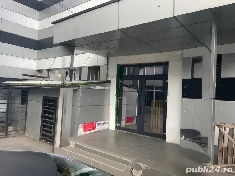 Spațiu comercial, de 60 mp, în Central