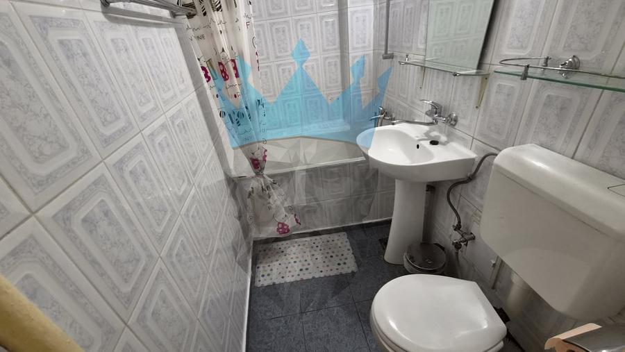 Apartament cu 2 camere semidecomandat, mobilat în Kogălniceanu