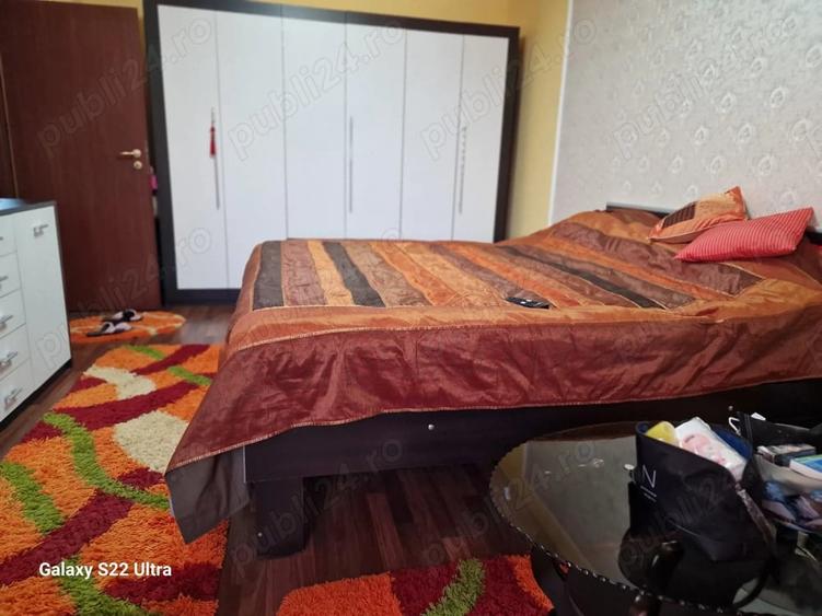 Apartament cu 3 camere decomandat în Dorobanți 2