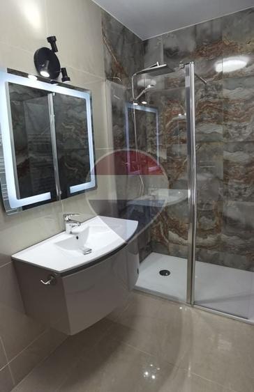 Apartament cu 2 camere decomandat, mobilat în Est