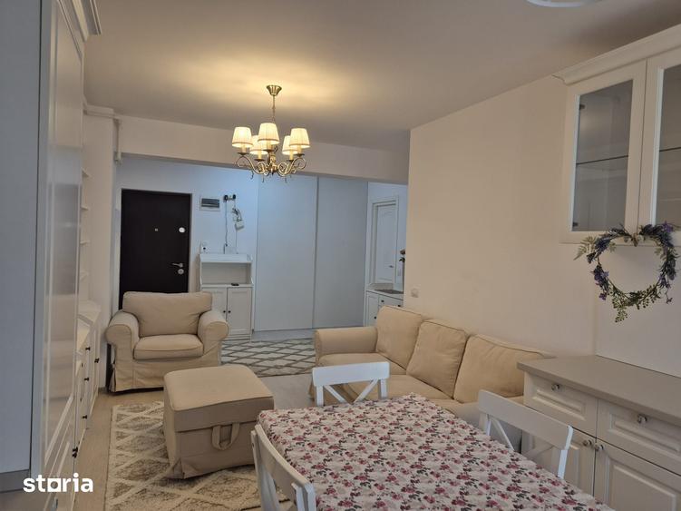 Apartament cu 3 camere în Mioriței