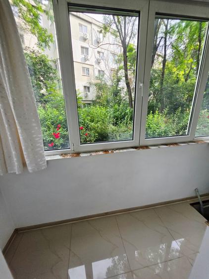 Apartament 3 camere de inchiriat, 9 Mai, 2 bai, beci - 8