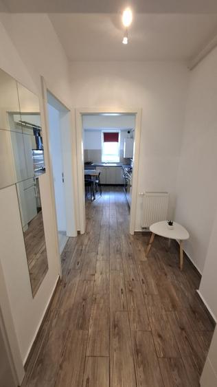 Garsonieră decomandată în Central