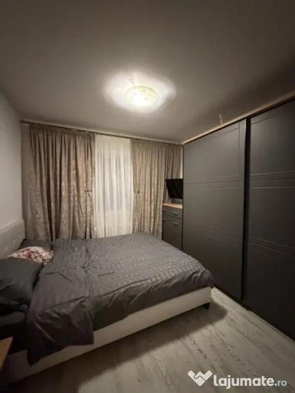 Apartament cu 3 camere decomandat în Lăpuș
