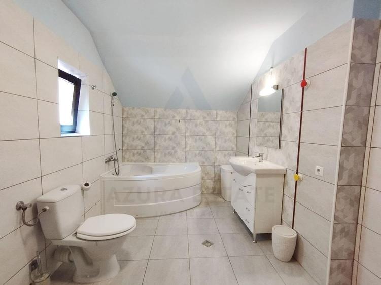Casă individuală cu 4 camere cu Canalizare în Arhitecților - Calea Cisnădiei