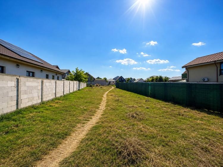 Teren Construcții intravilan de 500 mp, în Valu lui Traian