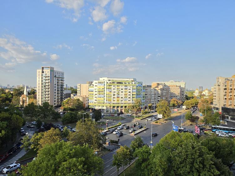 Apartament cu 2 camere semidecomandat în 13 Septembrie