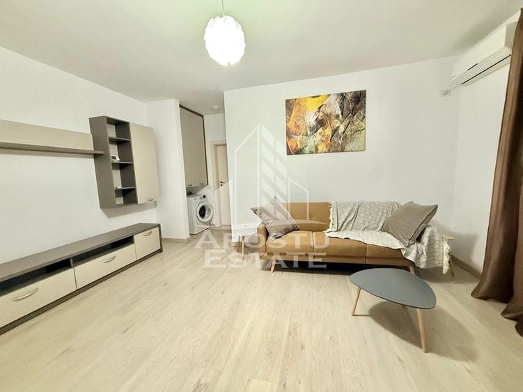 Apartament cu 2 camere semidecomandat, mobilat în Dâmbovița