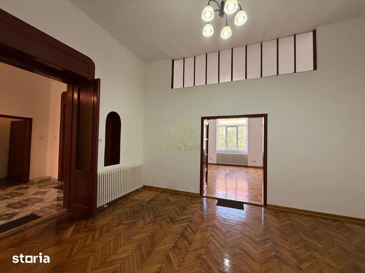 Casă cu 2 camere cu Teren 160 Mp în Central