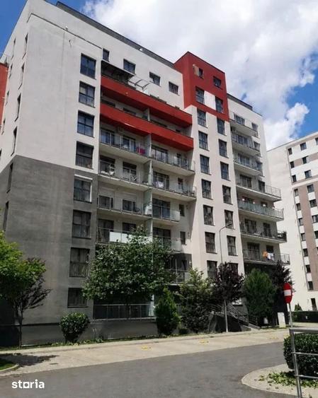 Apartament cu 3 camere, mobilat în Tractorul
