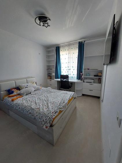 Apartament cu 2 camere decomandat în Fundata