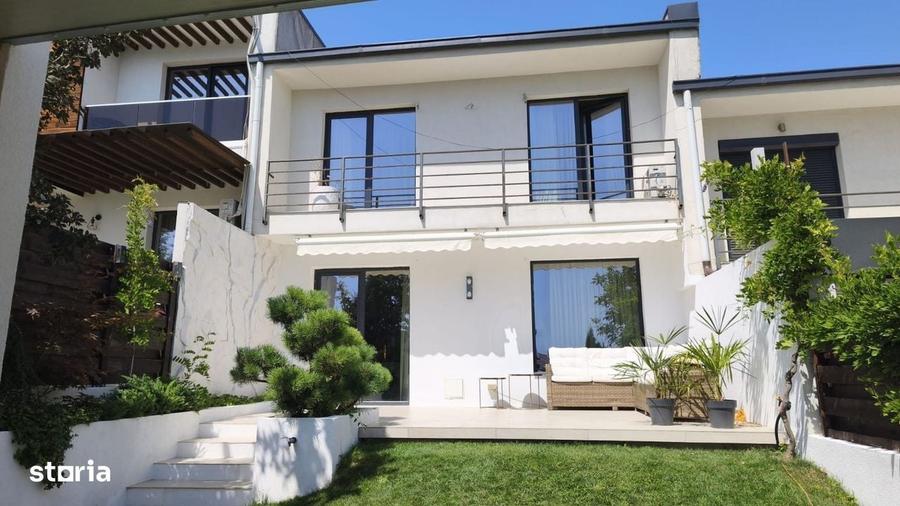 Casă cu 4 camere în Valea Lupului