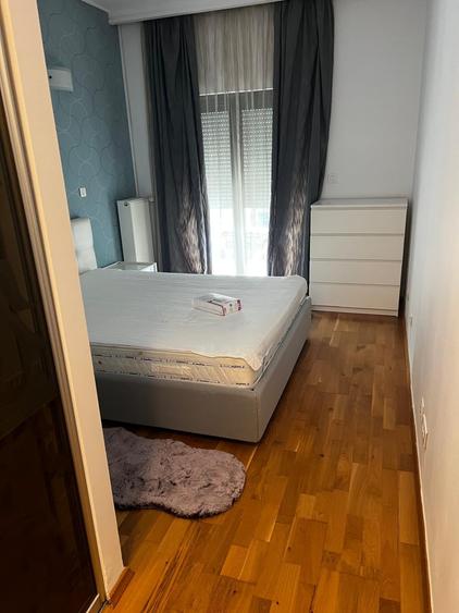 Apartament cu 3 camere în Băneasa