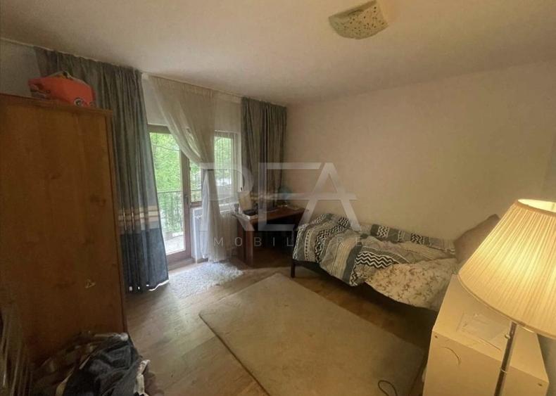 Apartament cu 4 camere decomandat, mobilat în 13 Septembrie