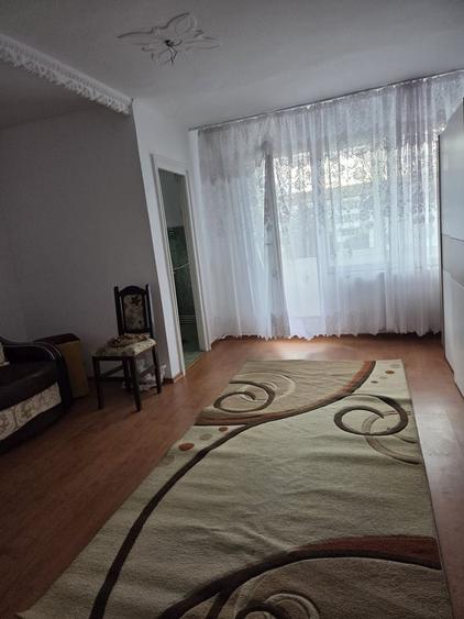 Garsonieră decomandată în Mărăței