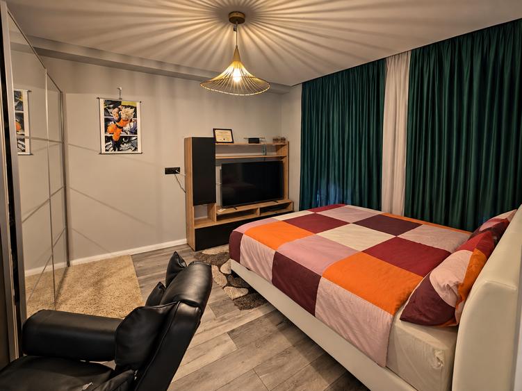 Casă cu 6 camere cu Piscina în Tunari