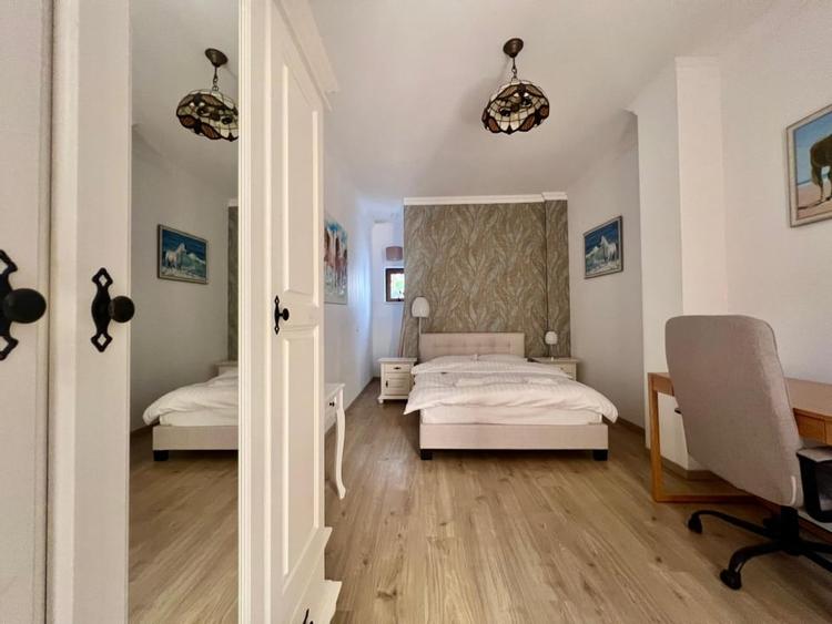Apartament cu 2 camere decomandat, mobilat în P-ța Ovidiu
