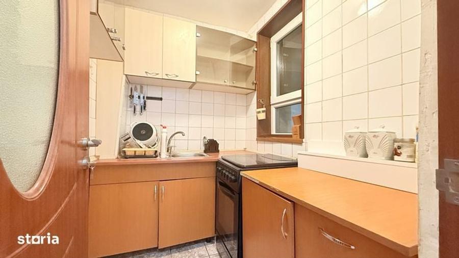 Apartament cu 2 camere decomandat în Tei