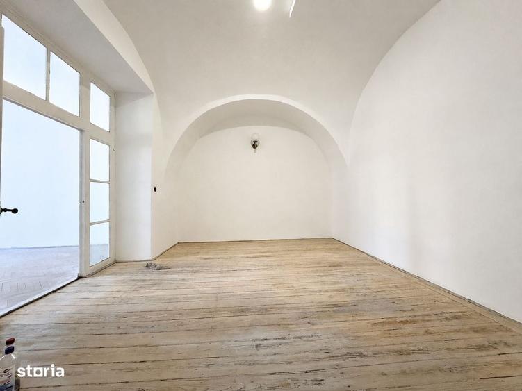 0 % Comision, 2 camere, parcare - cladire an 1654 - Centru istoric - 10