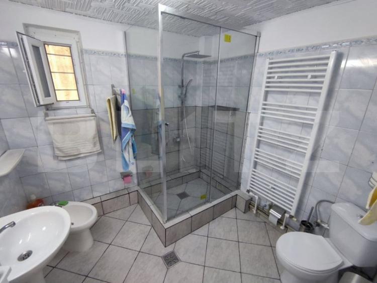 Casă cu 3 camere cu Teren 130 Mp în Central
