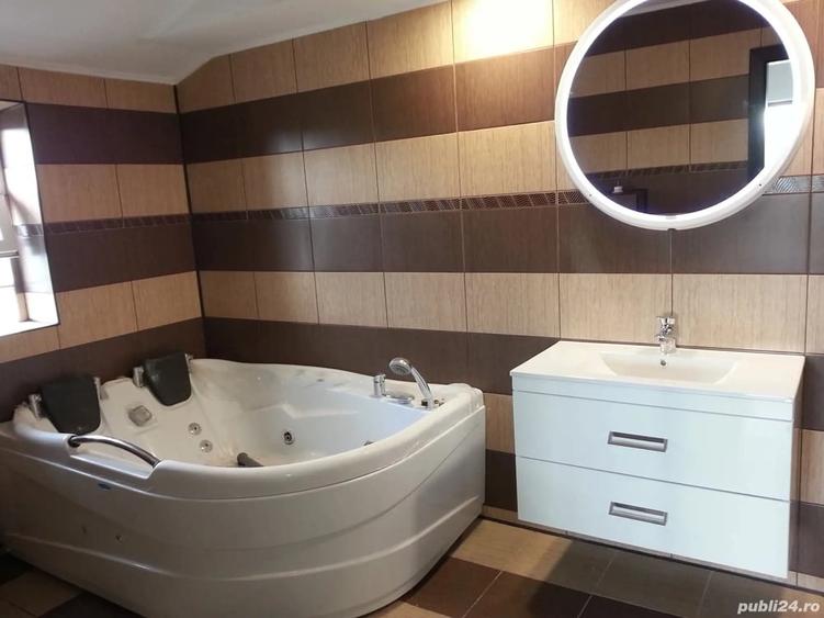 Casă cu 5 camere cu Teren 336 Mp în Central