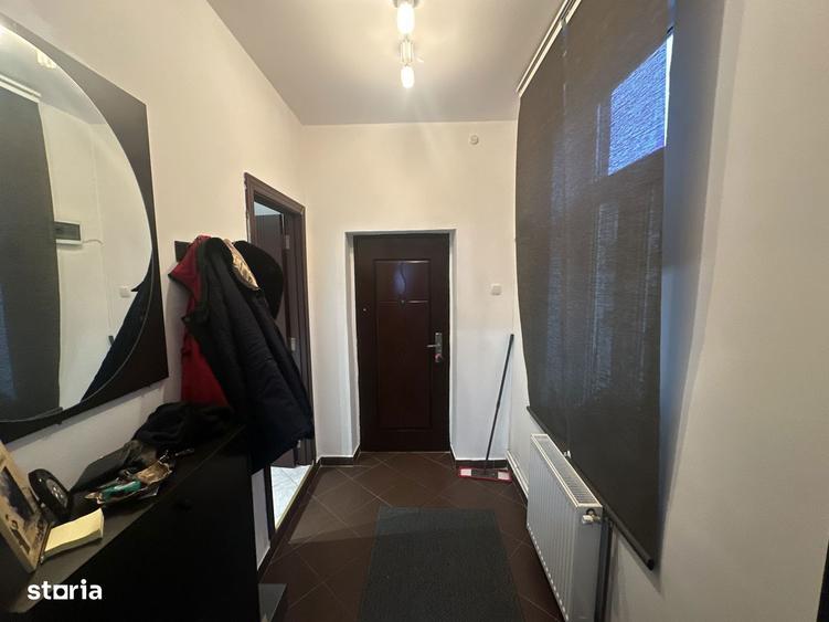 Apartament cu 3 camere, mobilat în Plevnei