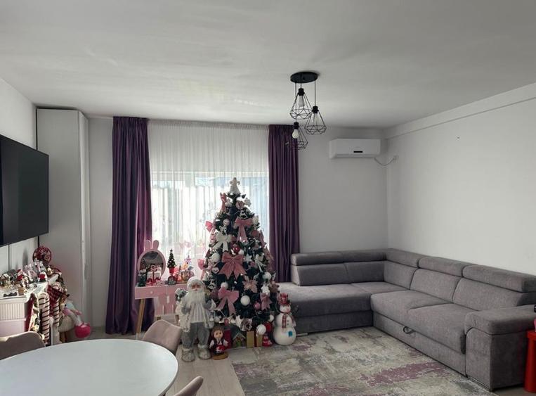 Apartament cu 2 camere decomandat în Pielești