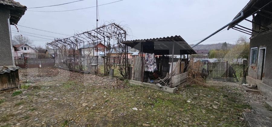 Casă individuală cu 2 camere cu Teren 1200 Mp în Brănești