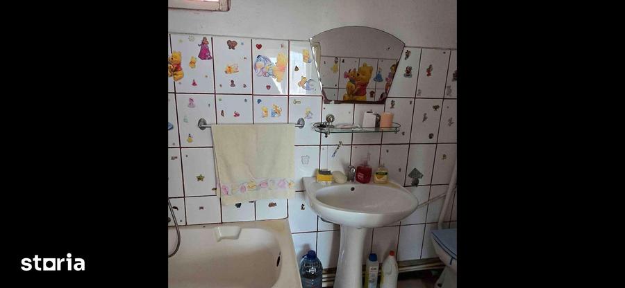 Casă cu 3 camere cu Teren 744 Mp în Decebal