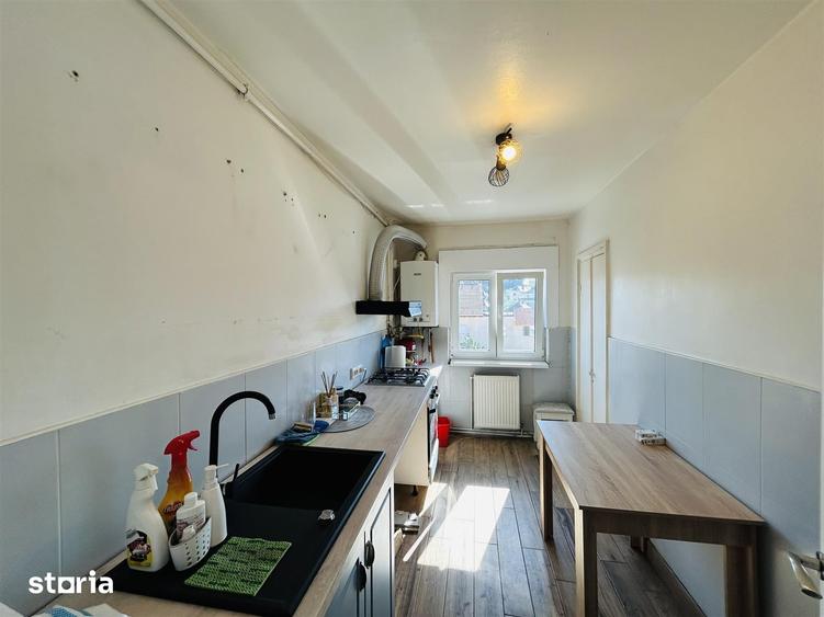 Apartament cu 2 camere decomandat în Ștrand