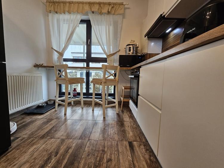 Casă cu 4 camere cu Teren 170 Mp în Berceni