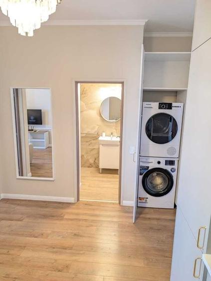 Apartament cu 2 camere semidecomandat în Dumbrăvița