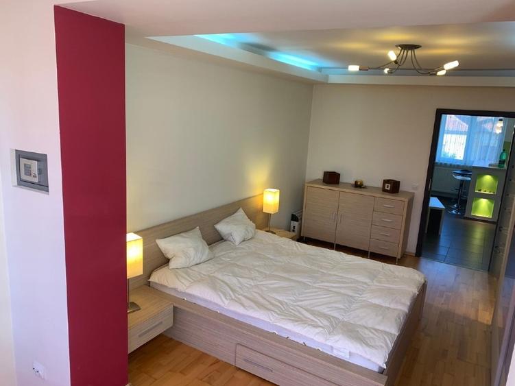 Apartament cu 2 camere semidecomandat în Ultracentral