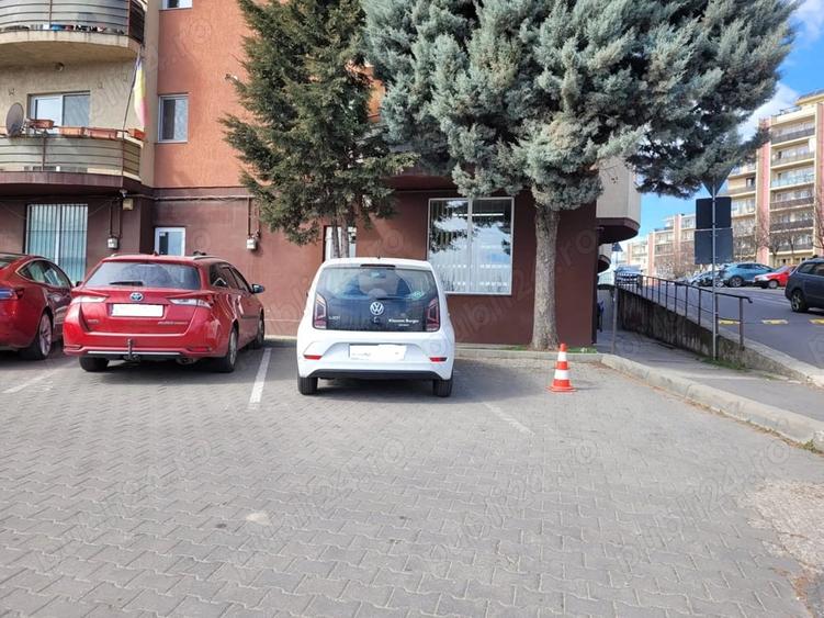 Spațiu comercial, de 84 mp, în Baciu