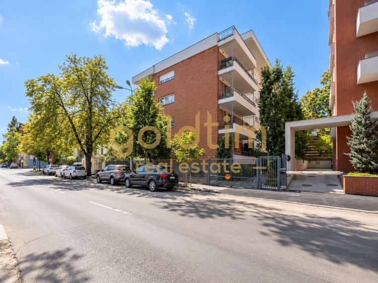 Apartament cu 4 camere decomandat, mobilat în Dorobanți