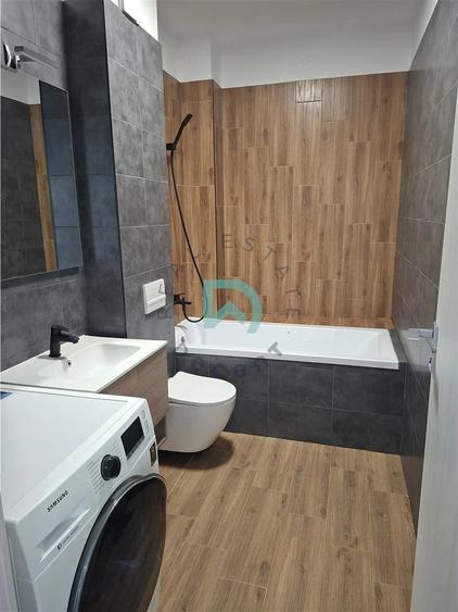 Apartament-penthouse 3 camere Tractorul, 70 mp - Brasov - 4