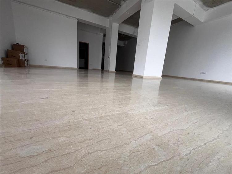 Spațiu comercial, de 108 mp, în Copou