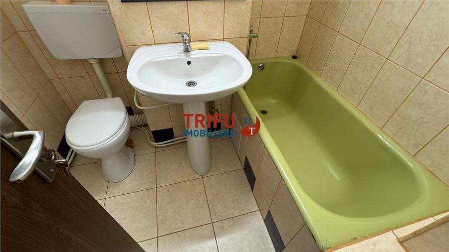 Apartament cu scara interioara de inchiriat zona Cetate - 17