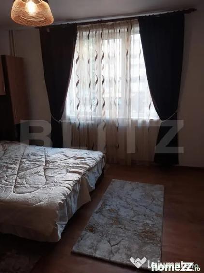 Garsonieră decomandată în Central