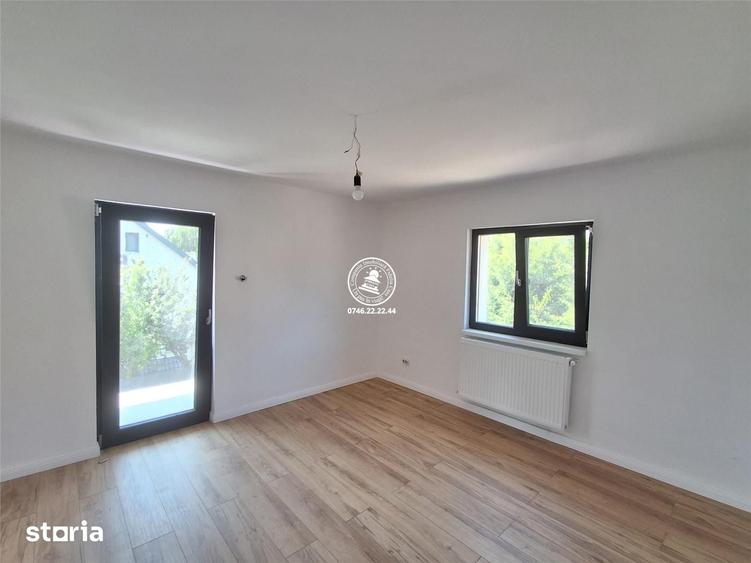 Casă cu 6 camere cu Teren 500 Mp în Păcurari