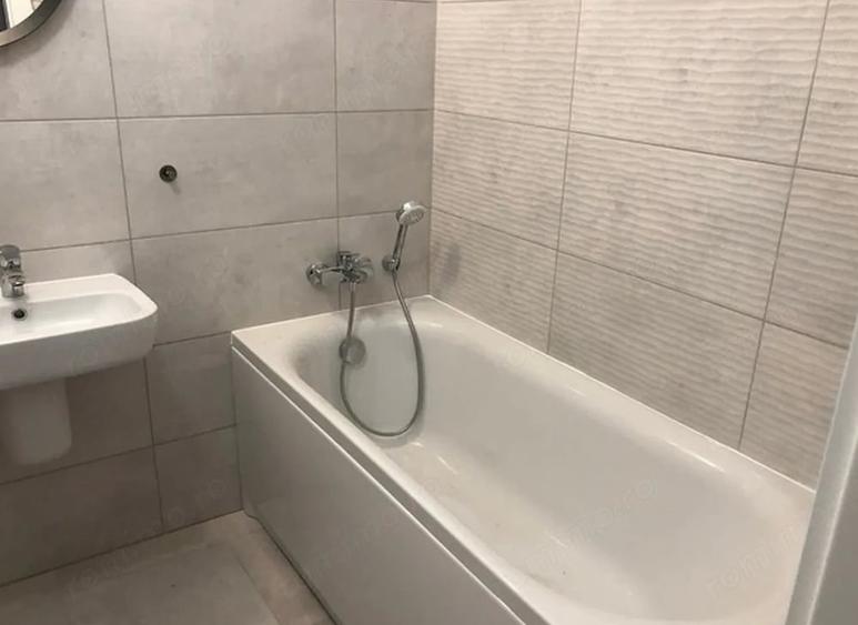 Garsonieră decomandată în Bartolomeu