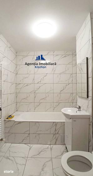 Apartament cu 3 camere decomandat în Micro 17