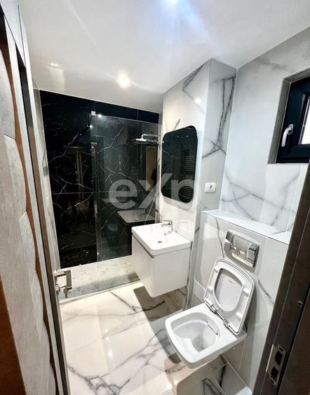 Apartament cu 3 camere decomandat, mobilat în Ultracentral