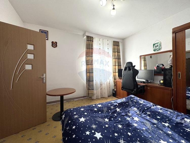 Casă individuală cu 5 camere cu Teren 484 Mp în Bucureștii Noi