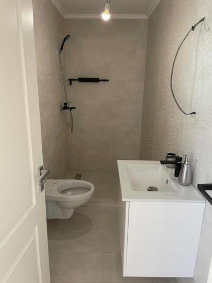 Casă individuală cu 5 camere cu Canalizare în Nord